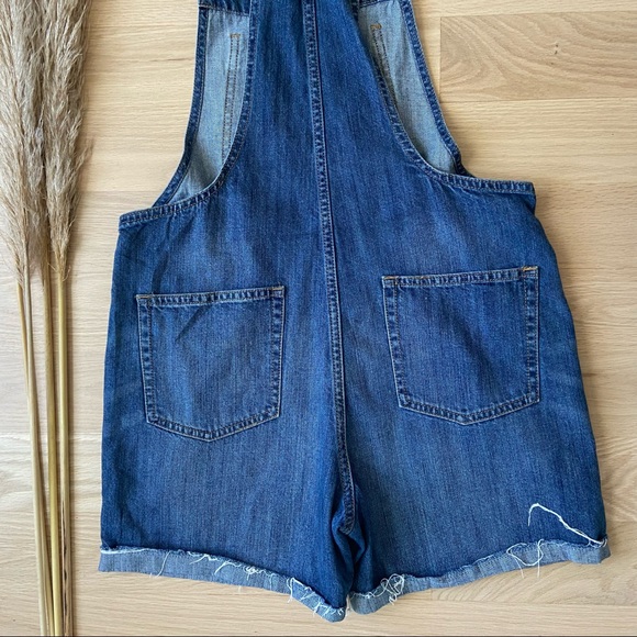 GAP Denim Overall Shorts - Picture 7 of 12